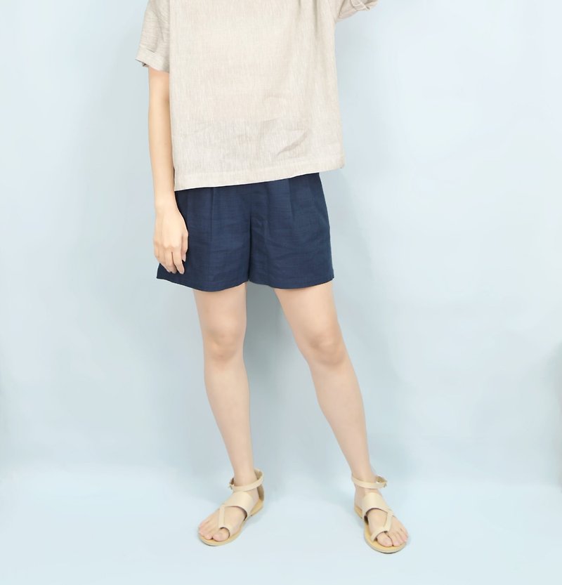 [] HIKIDASHI pleated shorts. Deep Blue - กางเกงขายาว - ผ้าฝ้าย/ผ้าลินิน สีน้ำเงิน