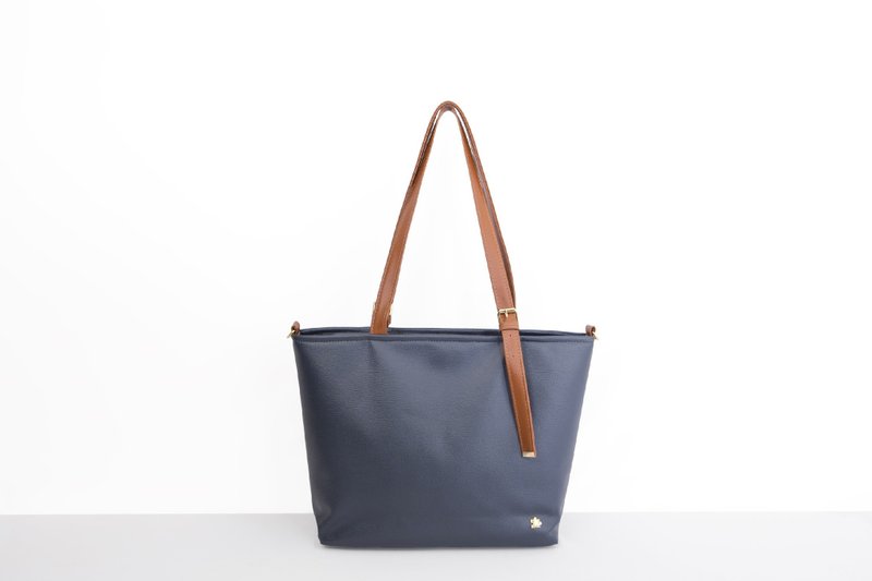 **Welfare Items Cleared**CLM Classic Tote Bag-Night Blue Camel - กระเป๋าเอกสาร - วัสดุกันนำ้ สีน้ำเงิน