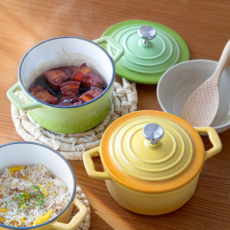 Shimoyama Gradient Double-Handle Enamel Cast Iron Pot (with Lid) - 14cm - Multiple Colors Available - กระทะ - วัตถุเคลือบ สีเหลือง