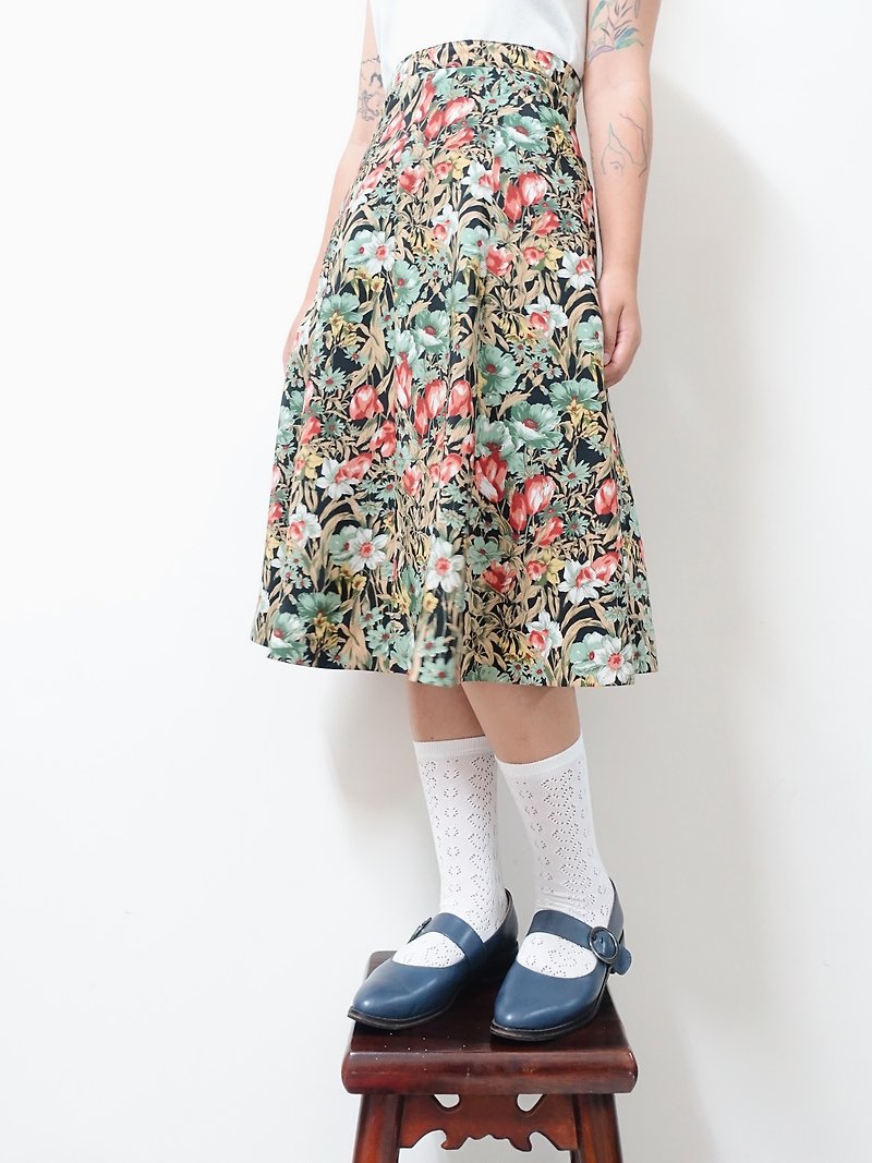 Awhile | Vintage Floral Skirt no.154