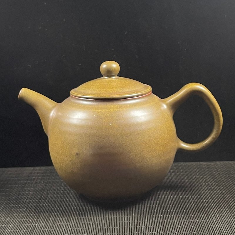 茶葉末釉大壺丨笠野窯 許聰志 - 茶壺/茶杯/茶具 - 陶 綠色