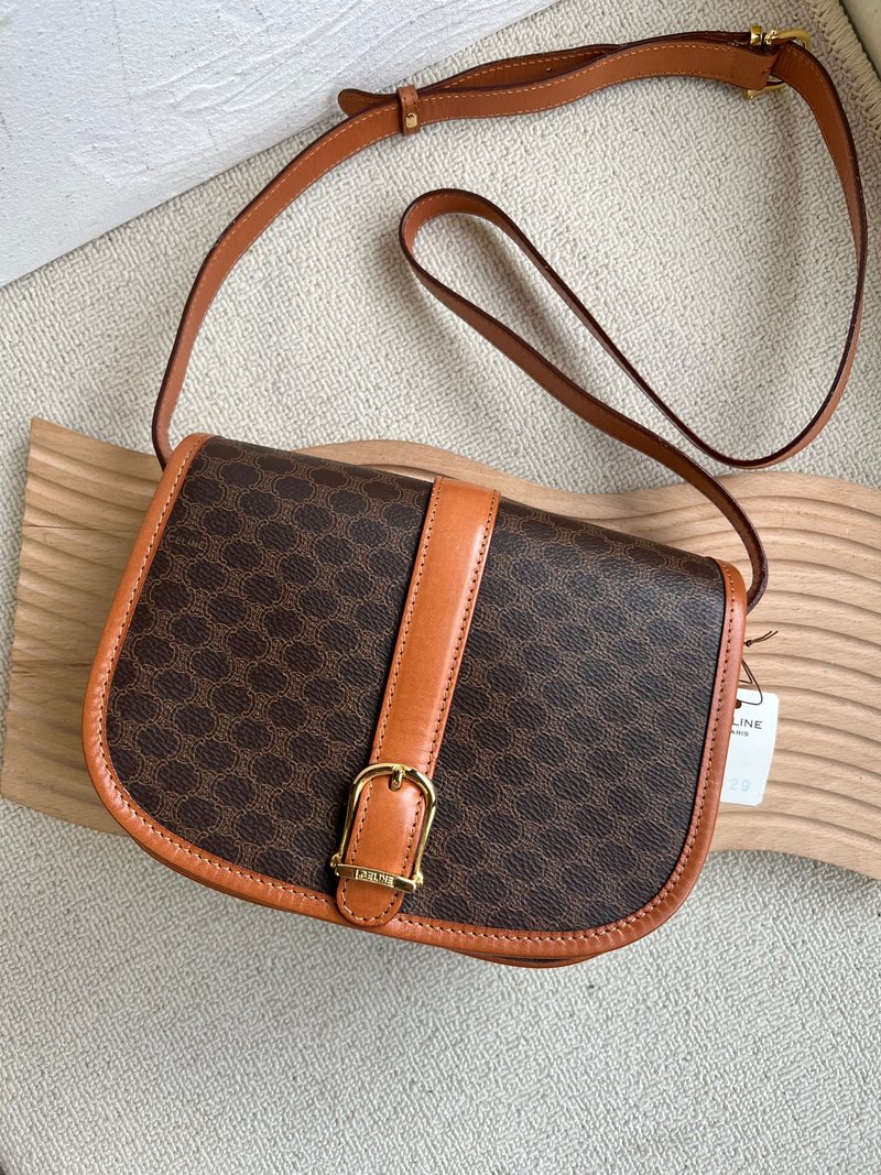 絕美難得中古包 Vintage Celine棕花馬鞍斜揹包 - 側背包/斜背包 - 防水材質 咖啡色
