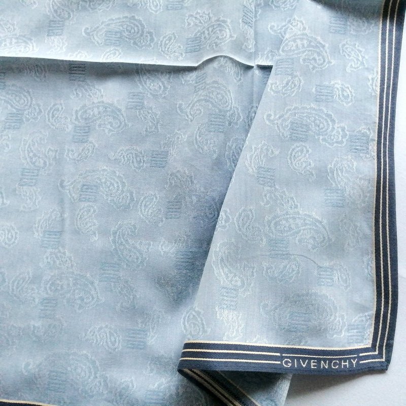 Givenchy Vintage Handkerchief Paisley Pattern Gift for Dad 19 x 18 inches - 手帕 - 棉．麻 藍色
