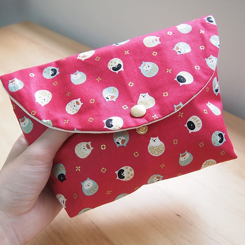 Japanese pink Dharma cosmetic bag pencil case storage document camera bag - กระเป๋าเครื่องสำอาง - ผ้าฝ้าย/ผ้าลินิน สีแดง