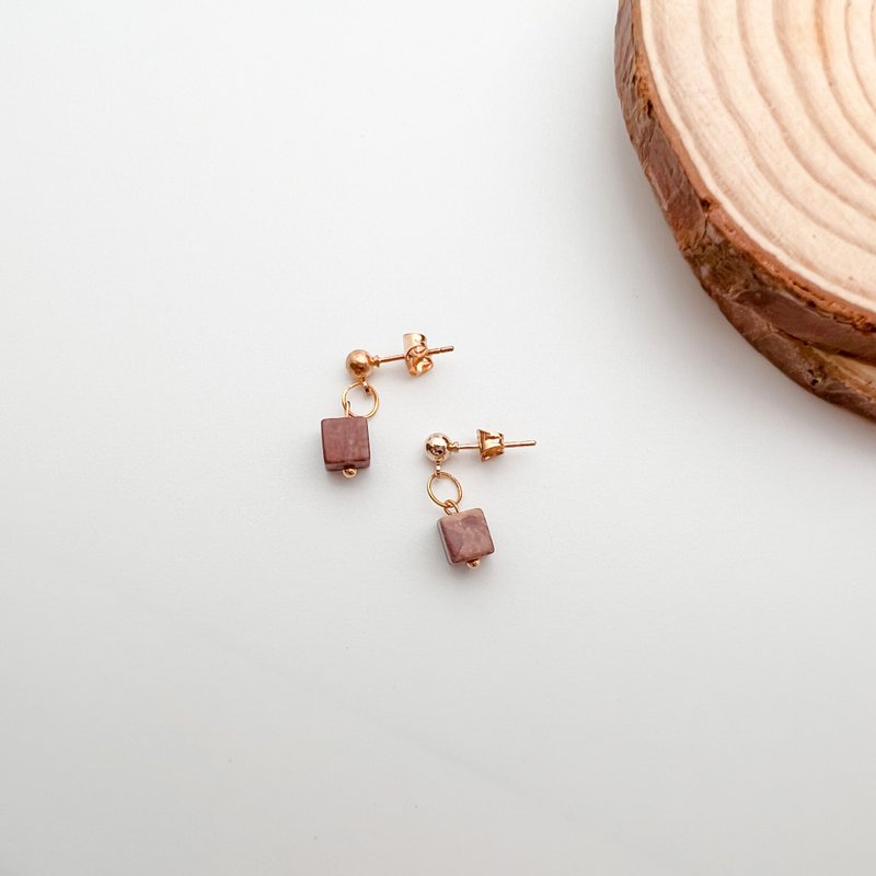 Sugar Cube Lover | Rose Picture Stone Earrings - ต่างหู - หิน สึชมพู