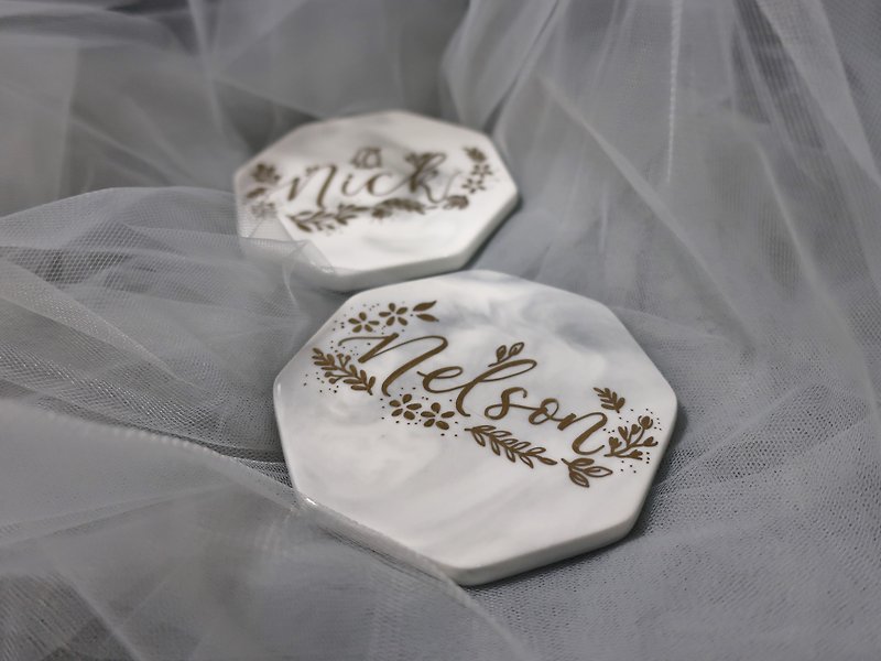 Marble pattern cup coaster with personalized calligraphy