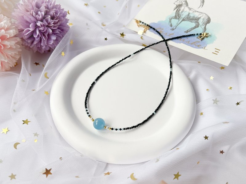 [Cang] Aquamarine sapphire blue phosphorus black spindle shell beads 14K gold-filled design necklace necklace clavicle chain - สร้อยคอ - คริสตัล หลากหลายสี