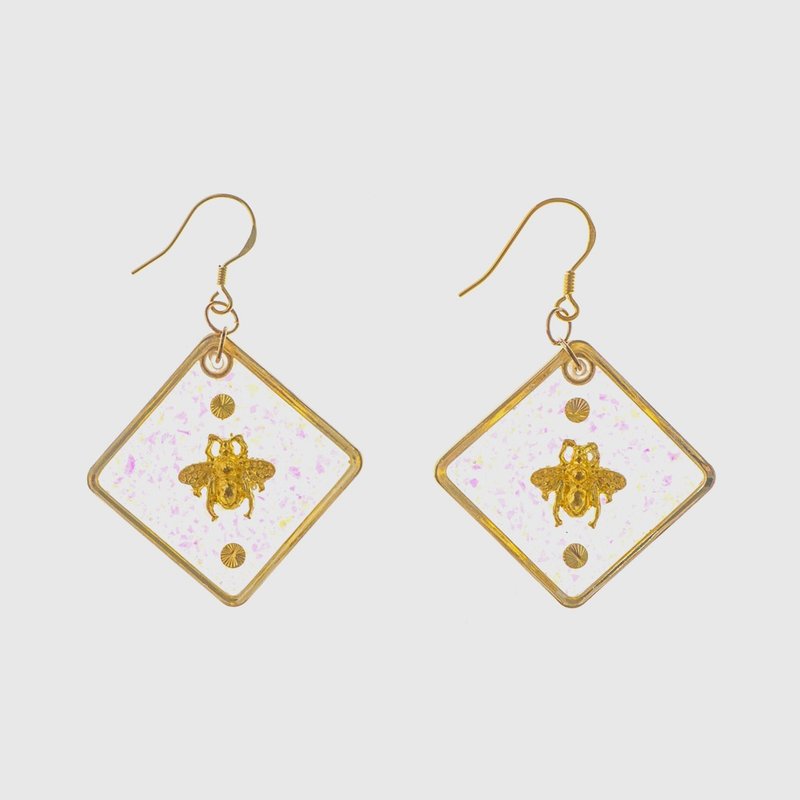 Earrings | Enigmatic Bee Phantom Flying Bee - ต่างหู - เรซิน สีใส