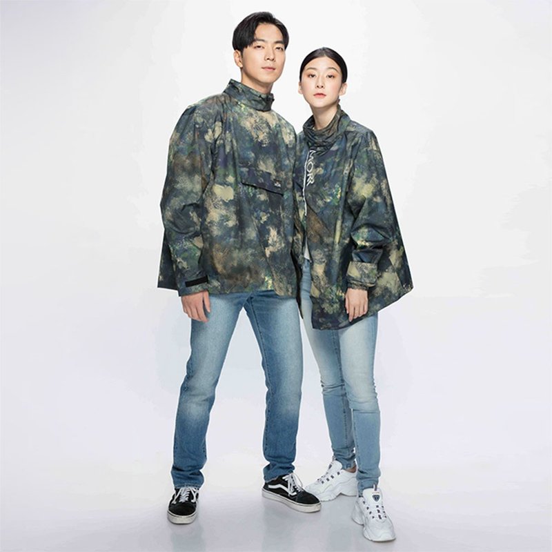 Magnetic Reverse Wear Waterproof and Breathable Jacket__No Pocket Design_Splash Gold - เสื้อแจ็คเก็ต - เส้นใยสังเคราะห์ สีเขียว