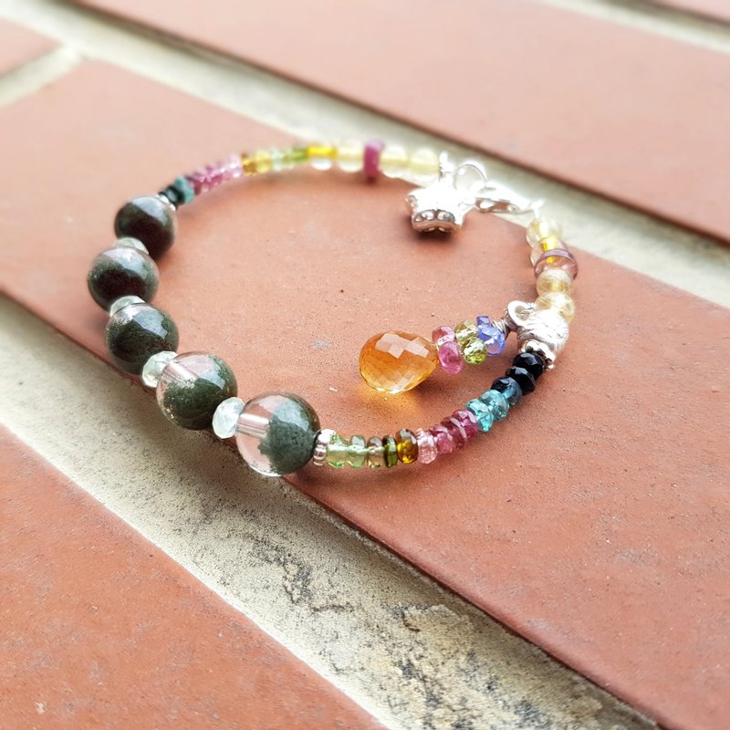 Girls Crystal World [Rainbow] - Green Ghost Bracelet Bracelet Natural Crystal Gemstone Handmade - สร้อยข้อมือ - เครื่องเพชรพลอย สีเขียว