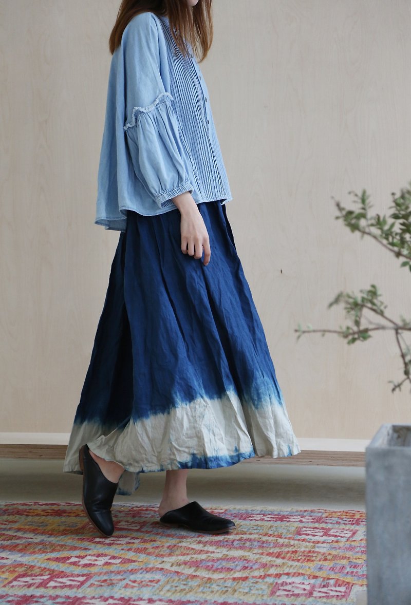 Big skirt, high waist, blue dyed skirt, summer morning series - Skirts - Cotton & Hemp Blue