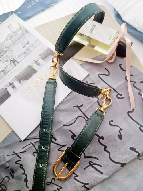 レア品✨美品✨ CELINE ベルト サークルロゴ ゴールド金具 茶 箱付き Second-hand unique CELINE gold buckle chain green gold