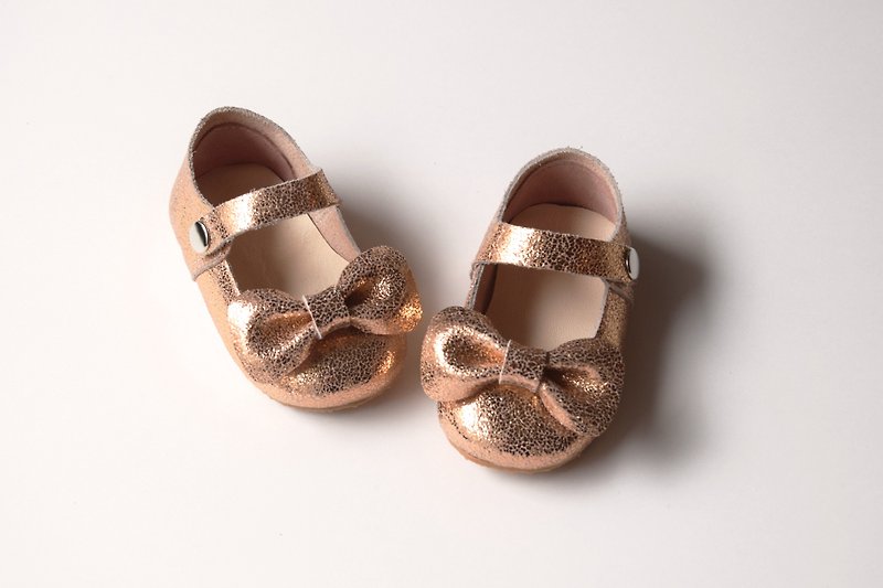 Rose Gold Baby Mary Jane with Leather Bow, Toddler Girl Shoes, Flower Girl Shoes, Baby Moccasins, First Birthday Outfit, Gift for Girls - รองเท้าเด็ก - หนังแท้ สีทอง