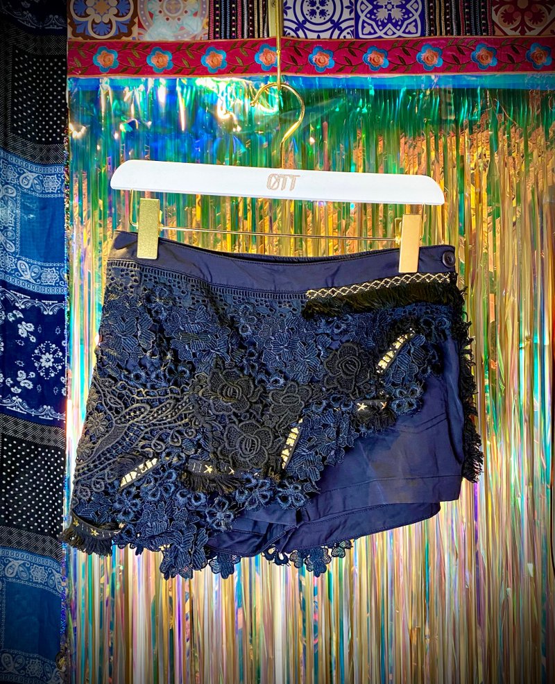 OTT unique•Unique gorgeous ethnic gold-trimmed lace stitching shorts - กางเกงขาสั้น - ผ้าฝ้าย/ผ้าลินิน สีน้ำเงิน