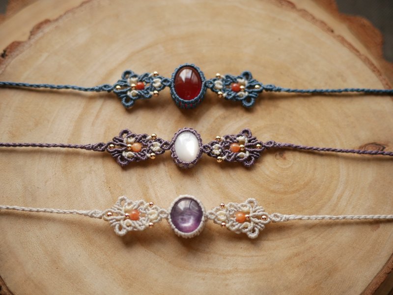 NB13/FW22~Red agate l White shell l Lepidolite l Wax thread l Hand-woven l Bracelet - Bracelets - Semi-Precious Stones 