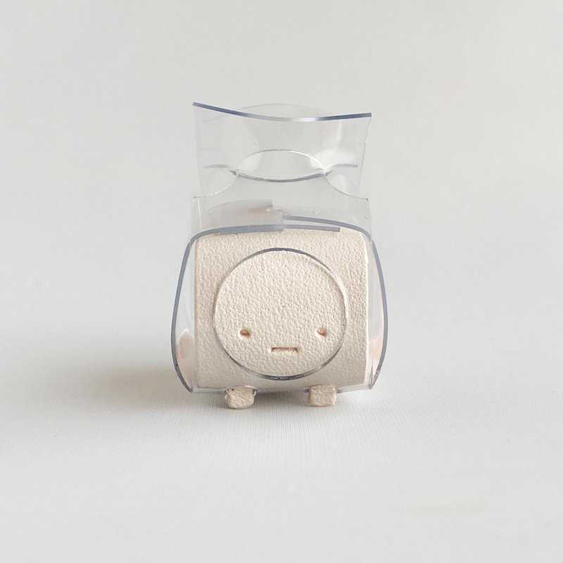 革と透明PVCの身を守るミニオブジェ【sisyu / ししゅ】(ベージュピンク×スケルトン) - 擺飾/家飾品 - 真皮 透明