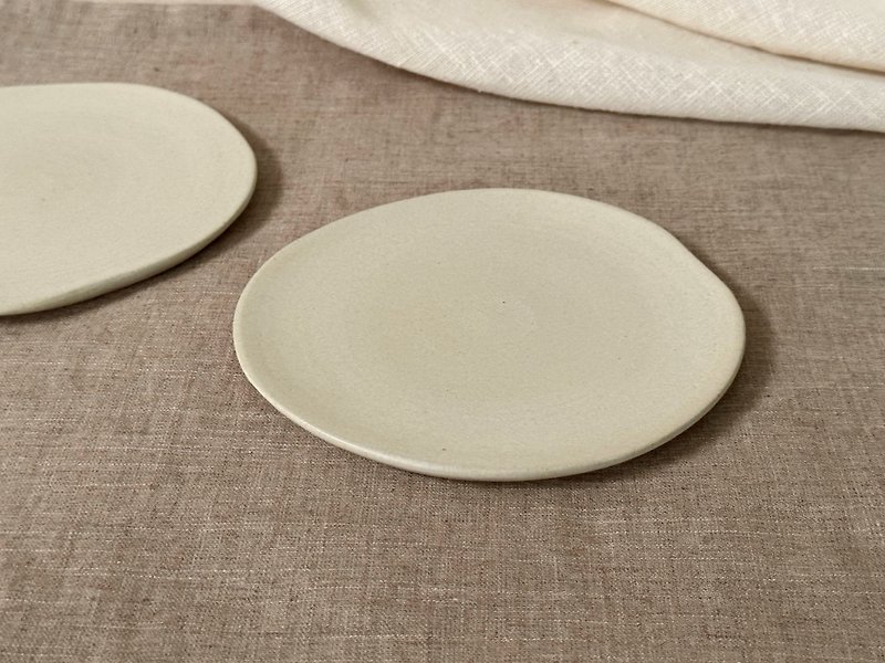 小麦不規則平板 - 皿・プレート - 陶器 