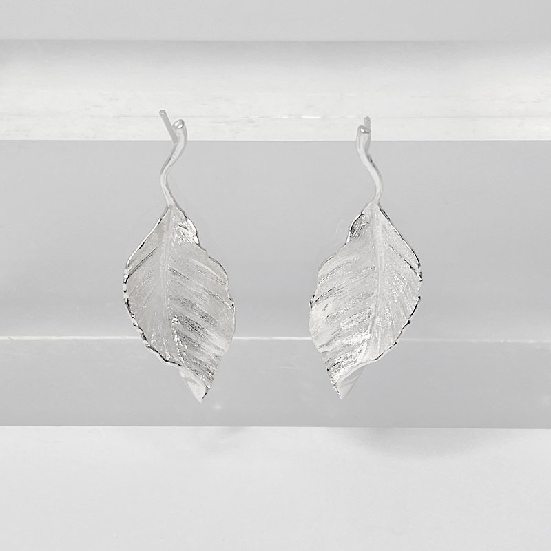 Victory bay leaf sterling silver earrings - ต่างหู - เงิน สีเงิน