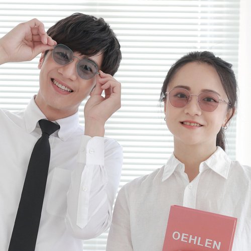EYEJINg愛鏡 FROMEYES 高折射率濾藍光×鈦質感潮水綠鏡框眼鏡