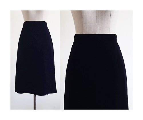 PaiissaraEveryday TED LAPIDUS Vintage Black Velvet A Line Skirt