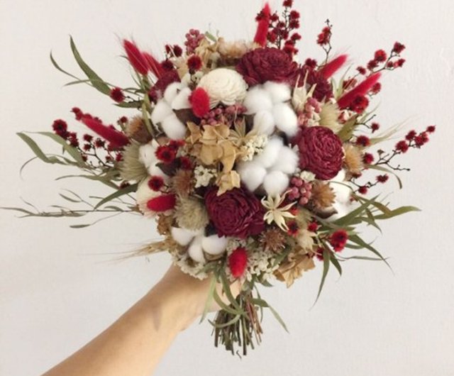 Single Red Rose Bouquet - Shop Tingfleur Dried Flowers & Bouquets - Pinkoi