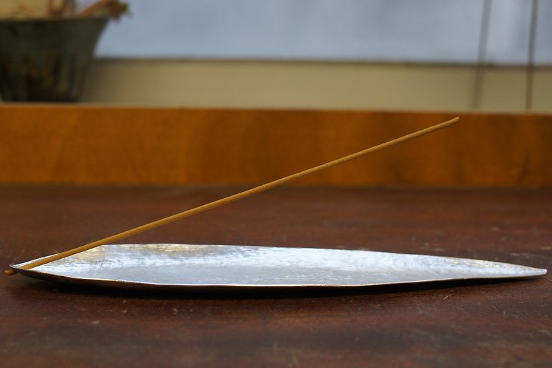 手作りのブリキ笹の葉線香 - アロマ・線香 - 金属 シルバー