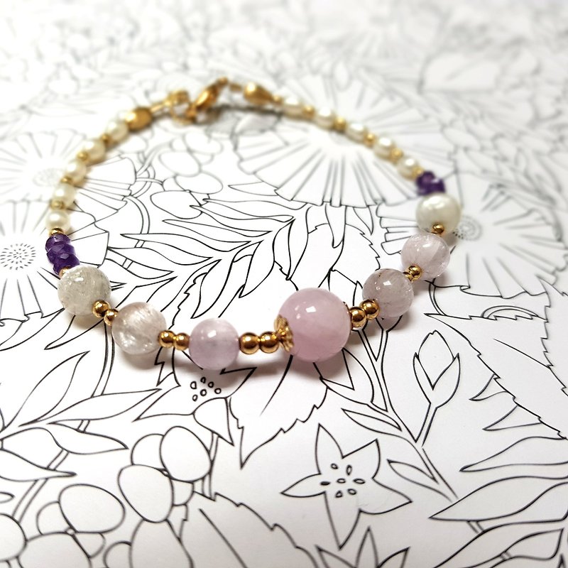 Girl crystal world [introverted beauty] - Purple Li Hui Bracelet bracelet natural crystal gem hand made - สร้อยข้อมือ - เครื่องเพชรพลอย สีม่วง