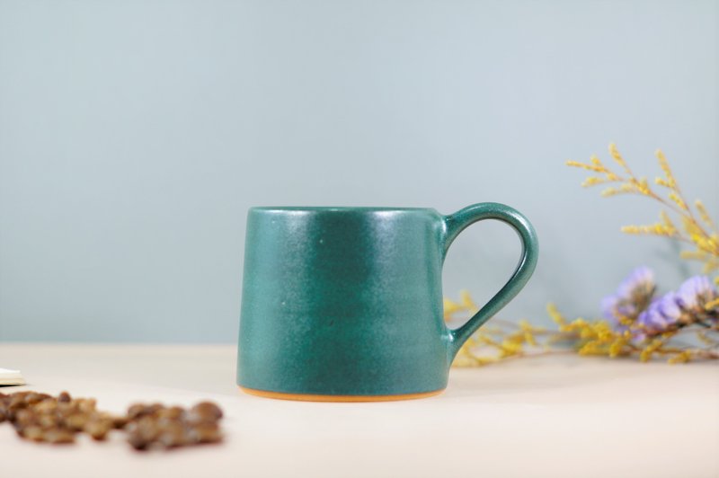 鉻綠小山形杯-約200ml,茶杯,馬克杯,水杯,咖啡杯 - 咖啡杯/馬克杯 - 陶 綠色