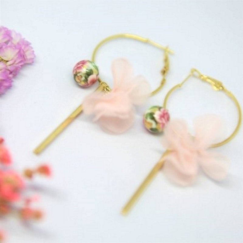 Large circle earrings with Japanese painted beads, flower tassels, golden bar - Earrings & Clip-ons - Sterling Silver Pink