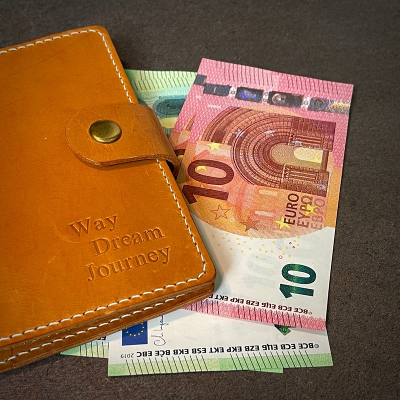 焦糖植鞣 手作皮革護照套 護照夾 可客製 - 護照夾/護照套 - 真皮 