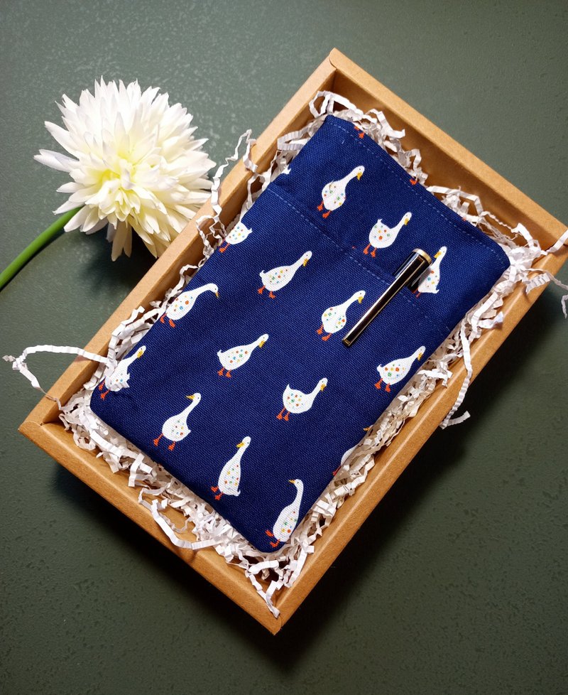 手工縫製-護理師/醫師 雙層筆袋(糖果鴨鴨) - 其他 - 棉．麻 多色