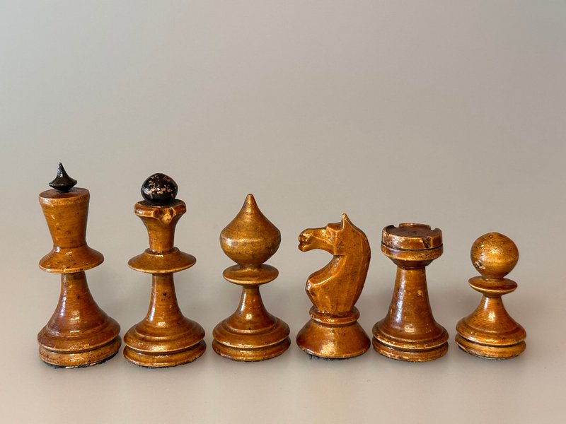 Rarest Russian Soviet chess set, 1920s or 1930s - 桌遊/牌卡 - 木頭 黑色