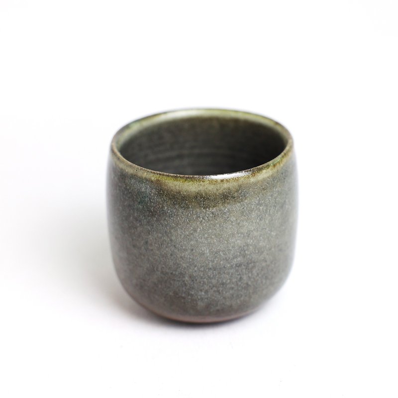 明芽窯 | 柴燒灰釉水杯 灰綠 茶杯 陶杯 杯子 蒐藏品 H9 - 茶壺/茶杯/茶具 - 陶 灰色
