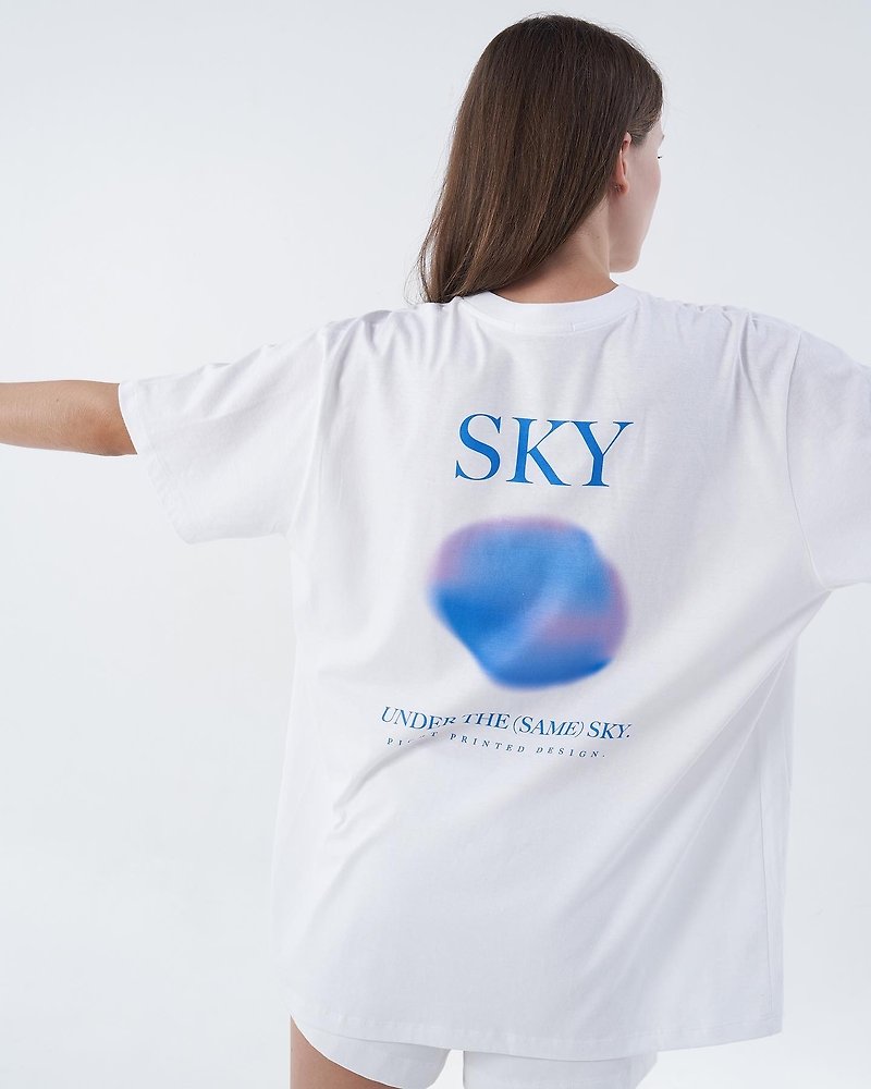 SKY printed oversize tee - อื่นๆ - ผ้าฝ้าย/ผ้าลินิน สีน้ำเงิน