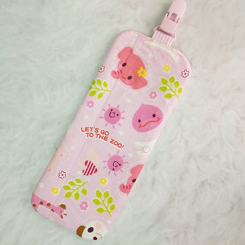 QQ rabbit 手工嬰幼兒精品 彌月禮盒 粉紅動物園。雙面純棉手帕 / 手帕夾 (可繡名字)