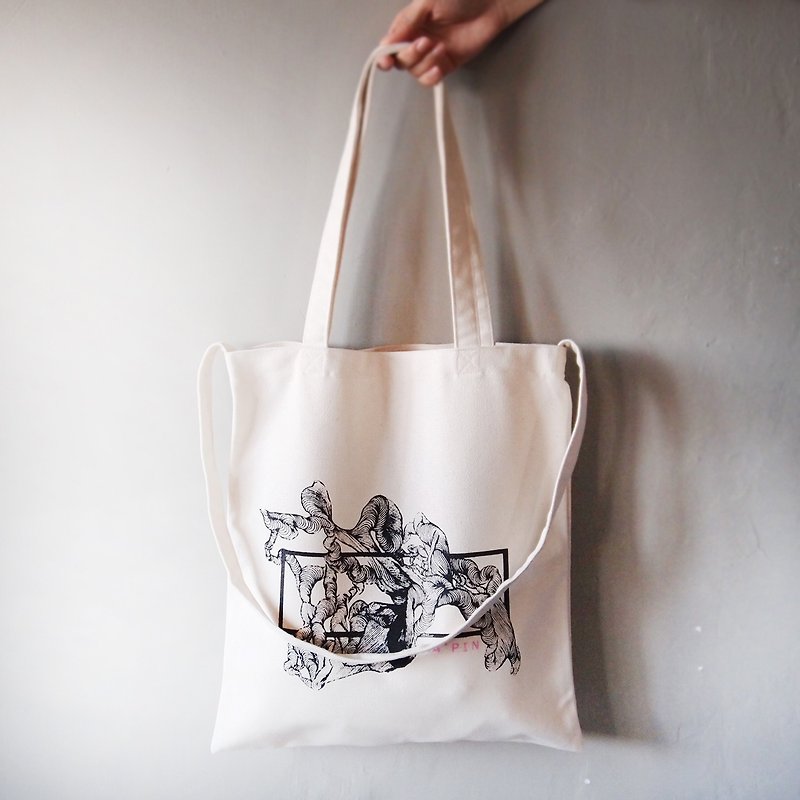 Illustration series thoughts cotton canvas handprint tote bag double back - กระเป๋าแมสเซนเจอร์ - ผ้าฝ้าย/ผ้าลินิน ขาว