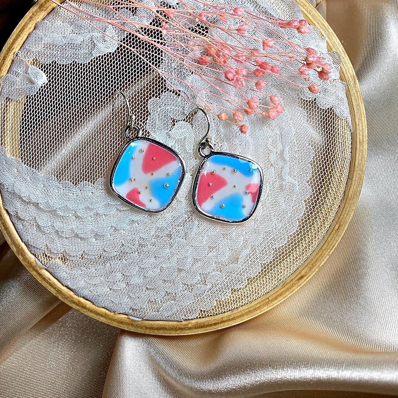 First Love | Handmade Earrings - ต่างหู - วัสดุอื่นๆ 