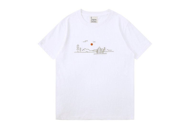 Incense Harbour Embroidery T-shirt- Sunset Harbour White - เสื้อฮู้ด - ผ้าฝ้าย/ผ้าลินิน ขาว