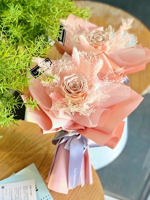 LaChriselle Florist 可寄台灣 香檳玫瑰 單枝 玫瑰花 保鮮花束 永生花束 不凋花束