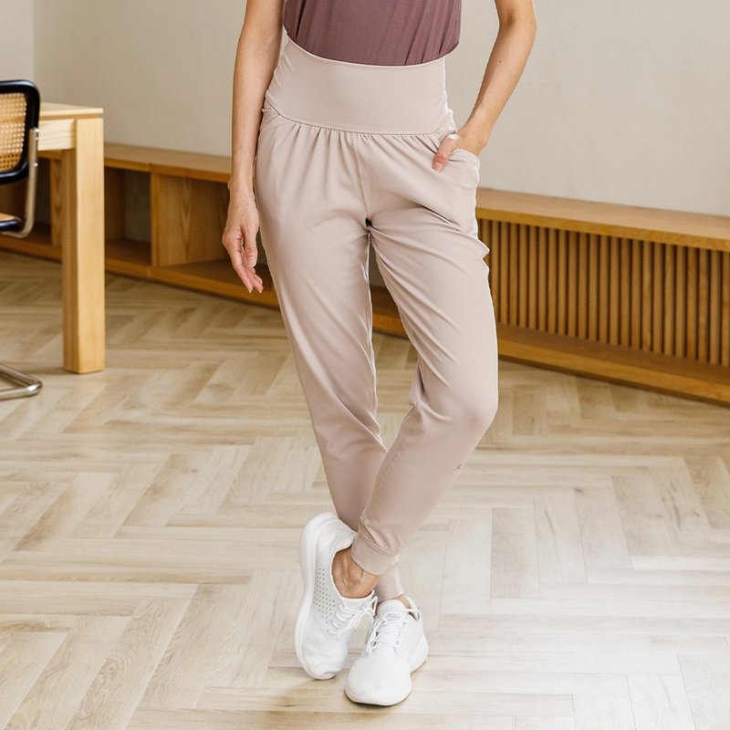 【NAMASTE】Nour - Milk Tea - Women's Yoga Apparel - Nylon Pink