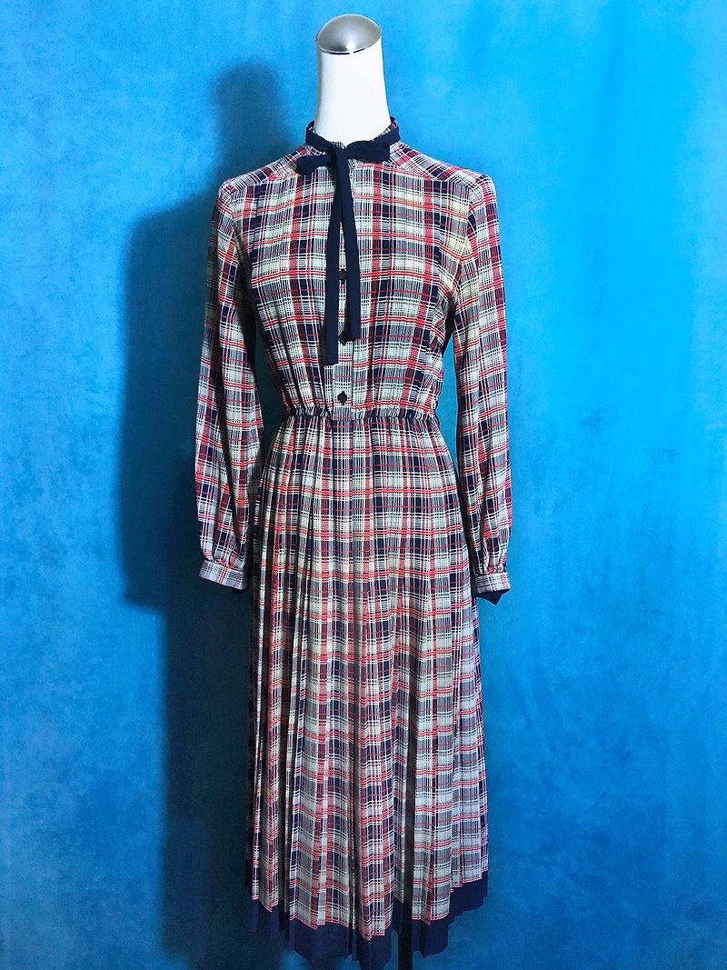 Plaid Bow Tie Long Sleeve Vintage Dress / Foreign Return to VINTAGE - One Piece Dresses - Polyester Multicolor