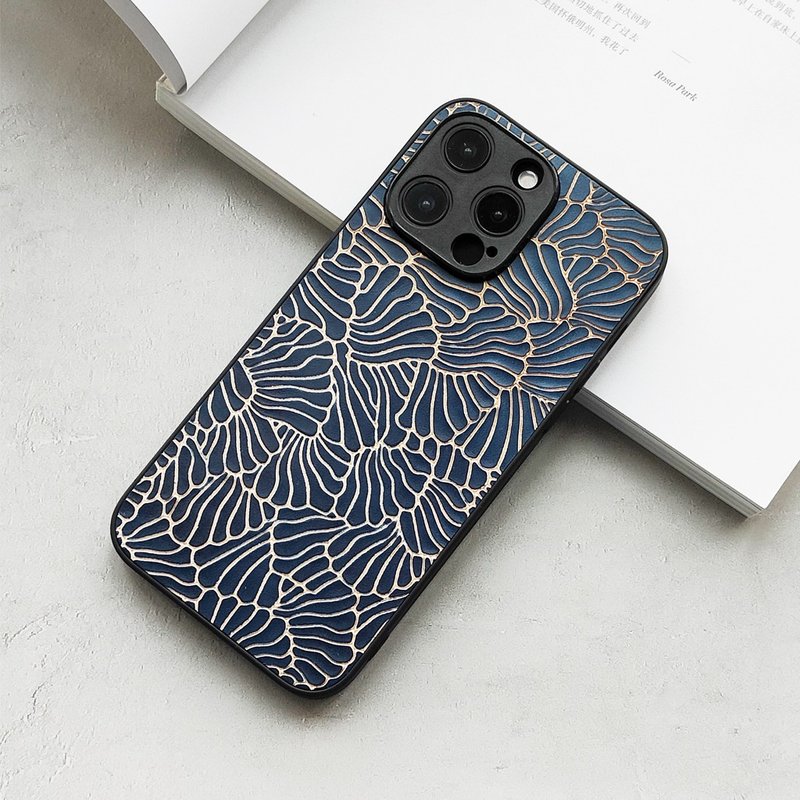 Sea of ​​Flowers | Navy blue iphone15promax mobile phone case genuine leather 14plus protective cover apple 13 anti-fall - Phone Cases - Genuine Leather Blue