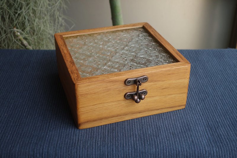ShouZhuo handmade---海棠花柚木盒 - 其他 - 木頭 咖啡色