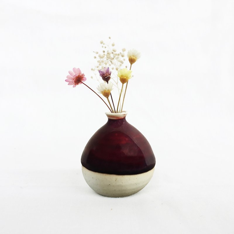 手作りのセラミックミニ花瓶、レッドバイオレット - 置物 - 陶器 レッド