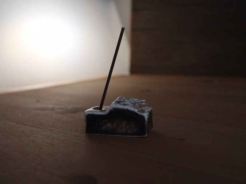 線香座_103 - 香氛蠟燭/燭台 - 瓷 咖啡色