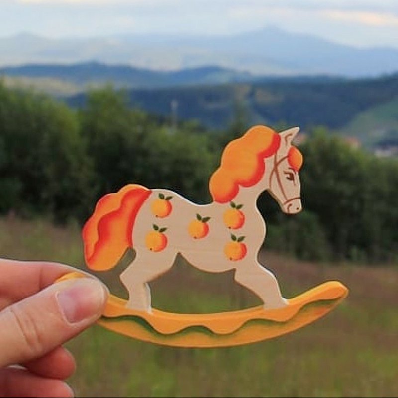 [Selected Gifts] Chunmu Fairy Tale Russian Building Block Shaking Series: Apple Pony - ของเล่นเด็ก - ไม้ สีแดง