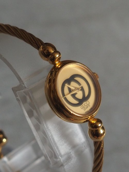 Quartz Gucci 2047l GUCCI GG Bangle Watch Gold Color 2047L