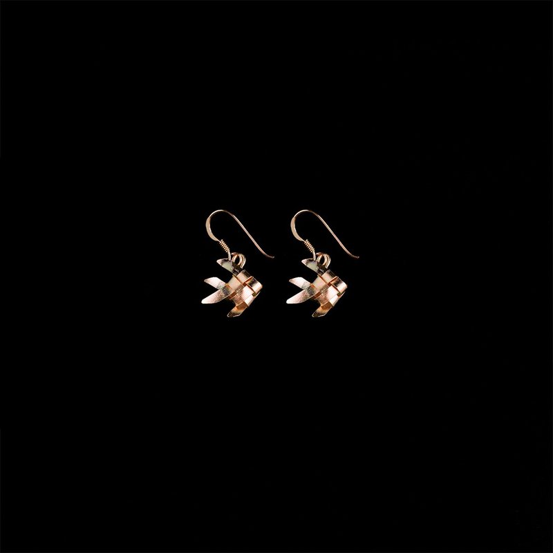 Ta-Pian Fish Earrings size S Silver 99.9 ROSE GOLD 18k Gold Plated Silver - Earrings & Clip-ons - Silver Pink