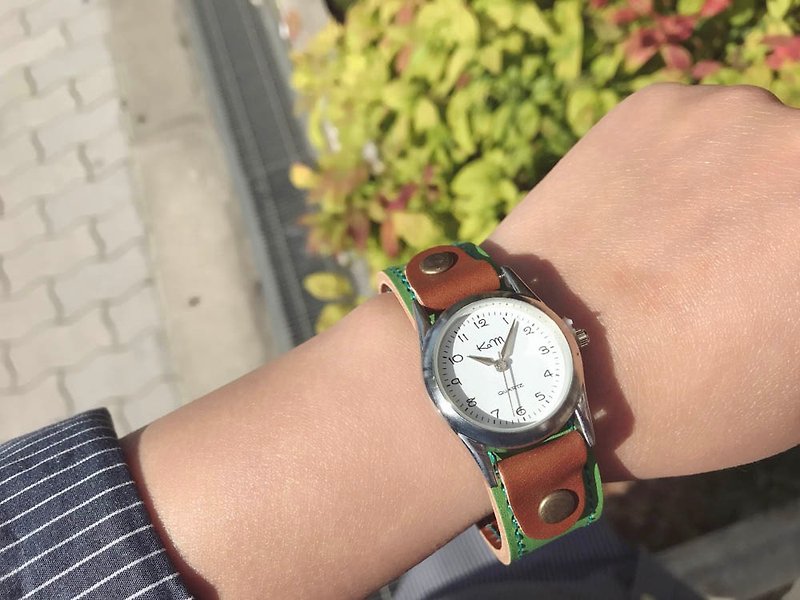 STITCH　毎日つけていたくなる時計　ステッチラン腕時計　ユニセックスOK　SRW-GBB-TA - 女錶 - 真皮 綠色
