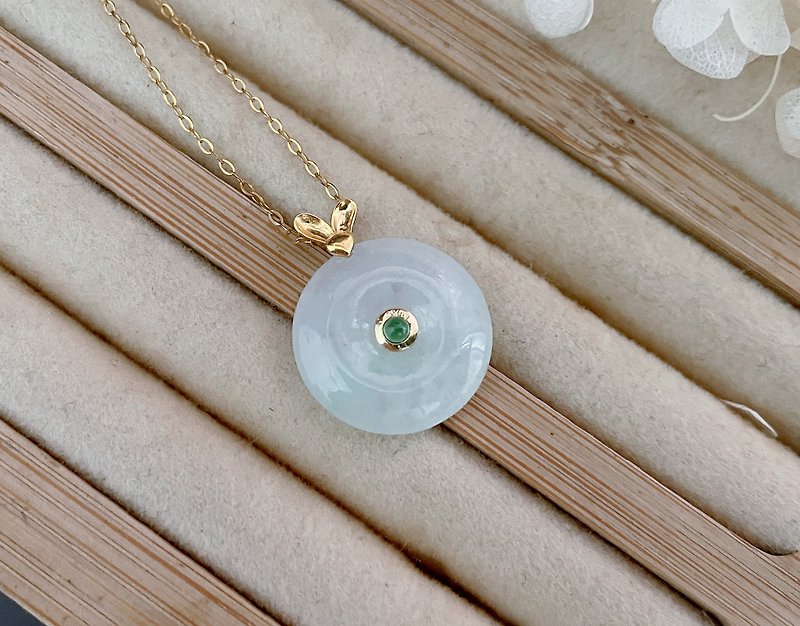 18K pure gold natural Myanmar A-grade jadeite white ice safety buckle pendant necklace - พวงกุญแจ - หยก ขาว
